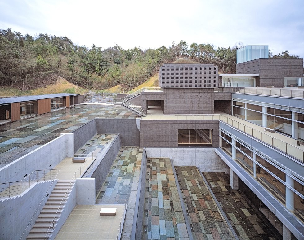 vista_del_ceramic_park_mino_de_tajimi_japon._hisako_suzuki