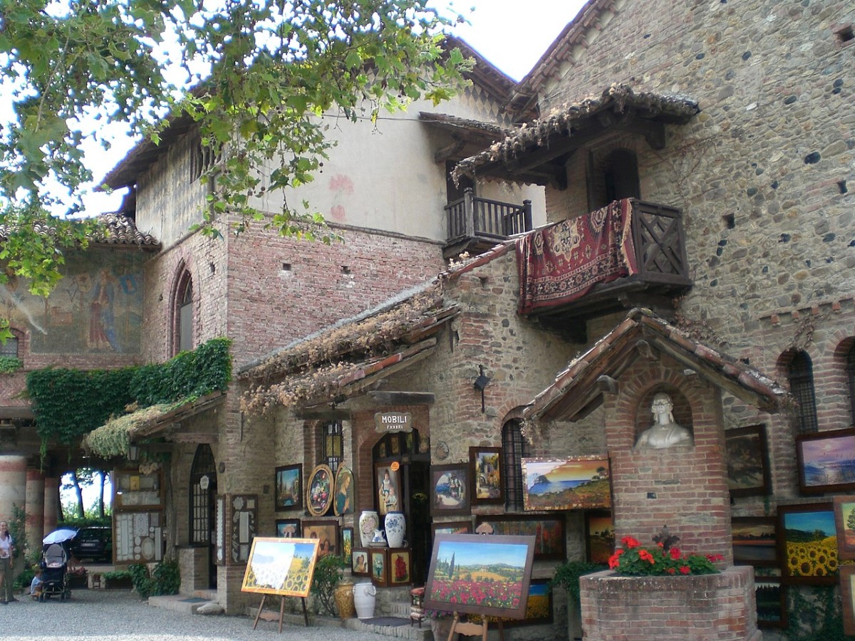 Borgo Grazzano Visconti
