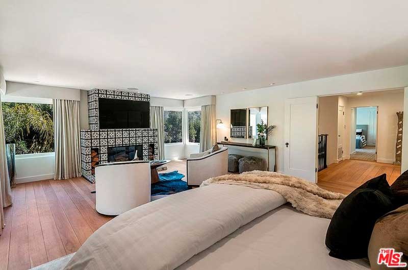 La villa di Jessica Alba a Beverly Hills