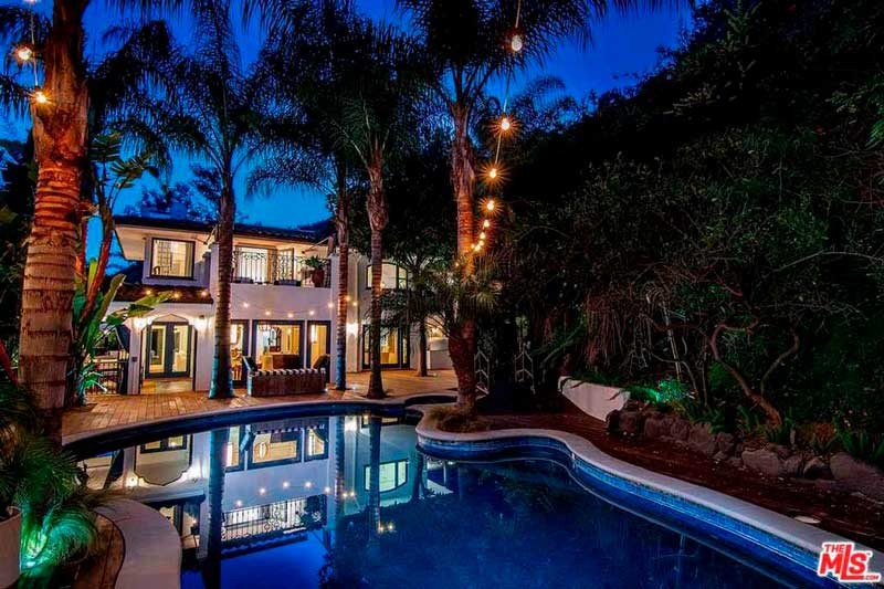 La villa di Jessica Alba a Beverly Hills