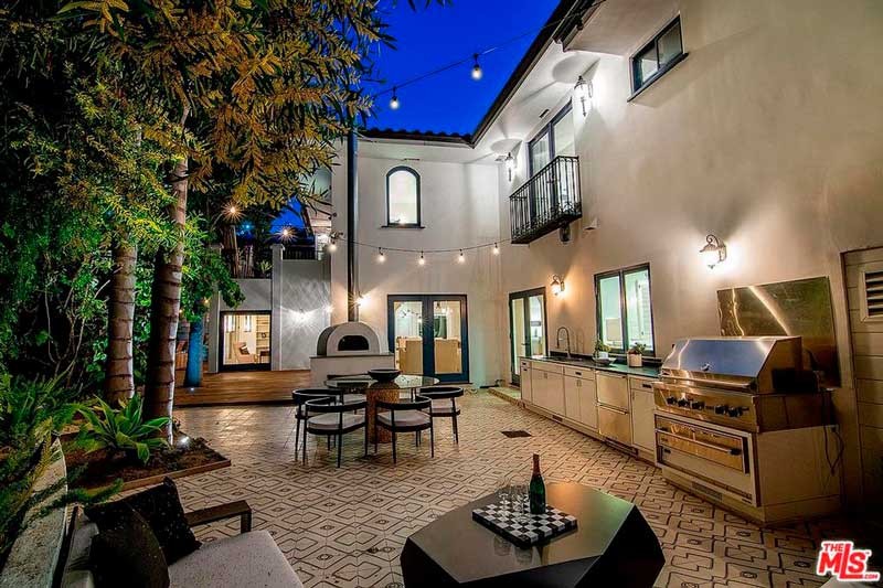 La villa di Jessica Alba a Beverly Hills
