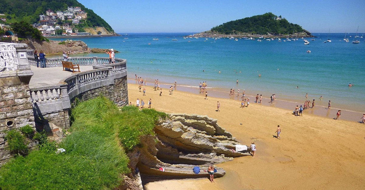 Playa de la Concha in the Basque Country, Spain / Wikipedia