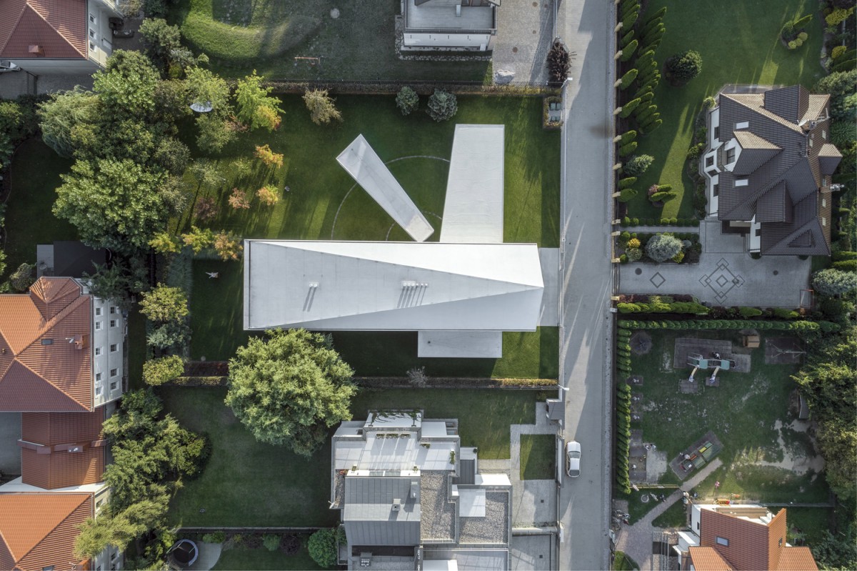 La casa “girasole” che si muove per seguire la luce