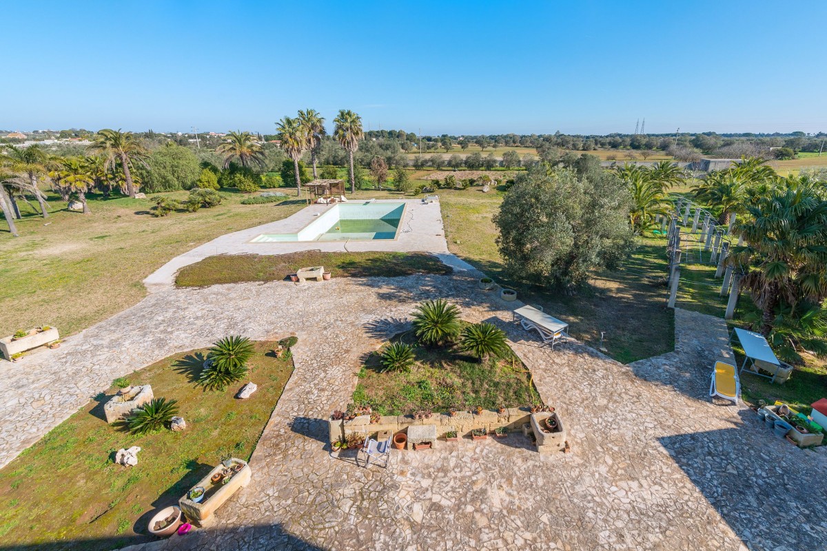 O terraço no telhado oferece vistas magníficas de todo o terreno