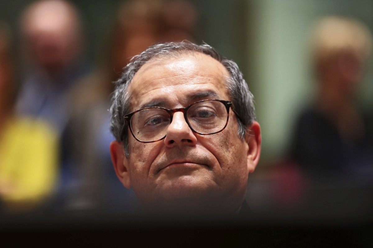 Arriva lo stop di Tria sull'ipotesi minibot