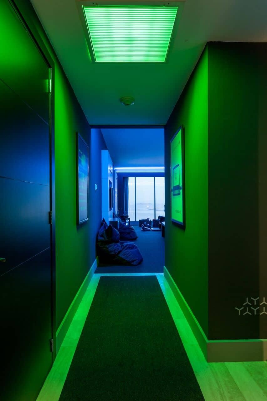 Tutta l'illuminazione è intelligente per offrire la migliore esperienza di gioco