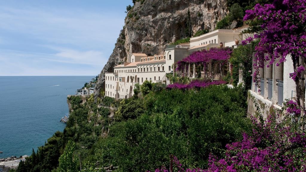 Questo lussuoso hotel 5 stelle sulla costiera amalfitana è un ex convento