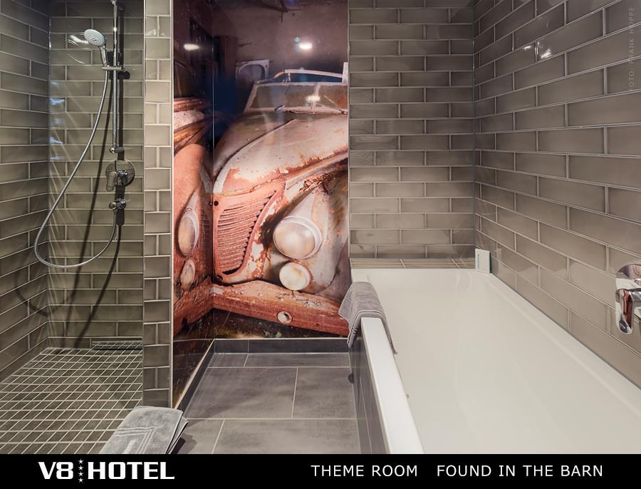 Un hotel a Stoccarda per dormire su quattro ruote