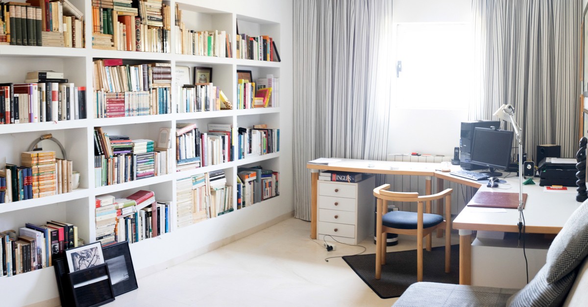 Angolo biblioteca