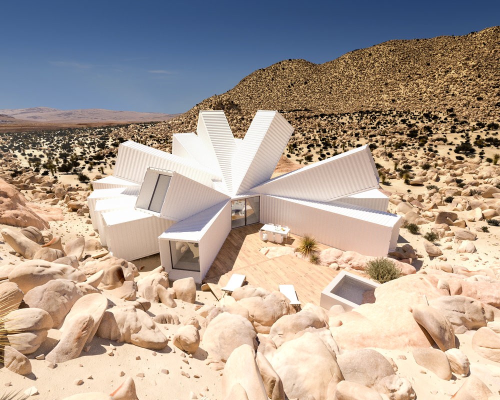 Una lussuosa casa a forma di fiore (fatta con container) nel deserto californiano