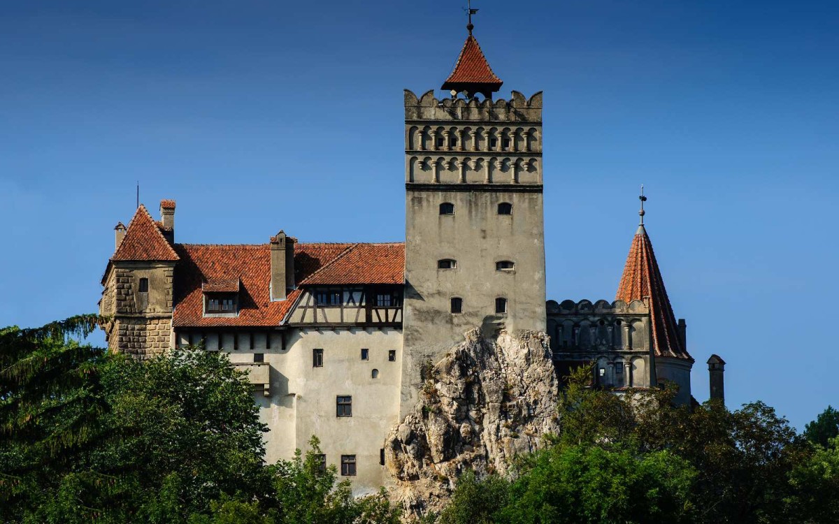 Halloween al castello di Dracula: ecco la dimora del Conte a Bran