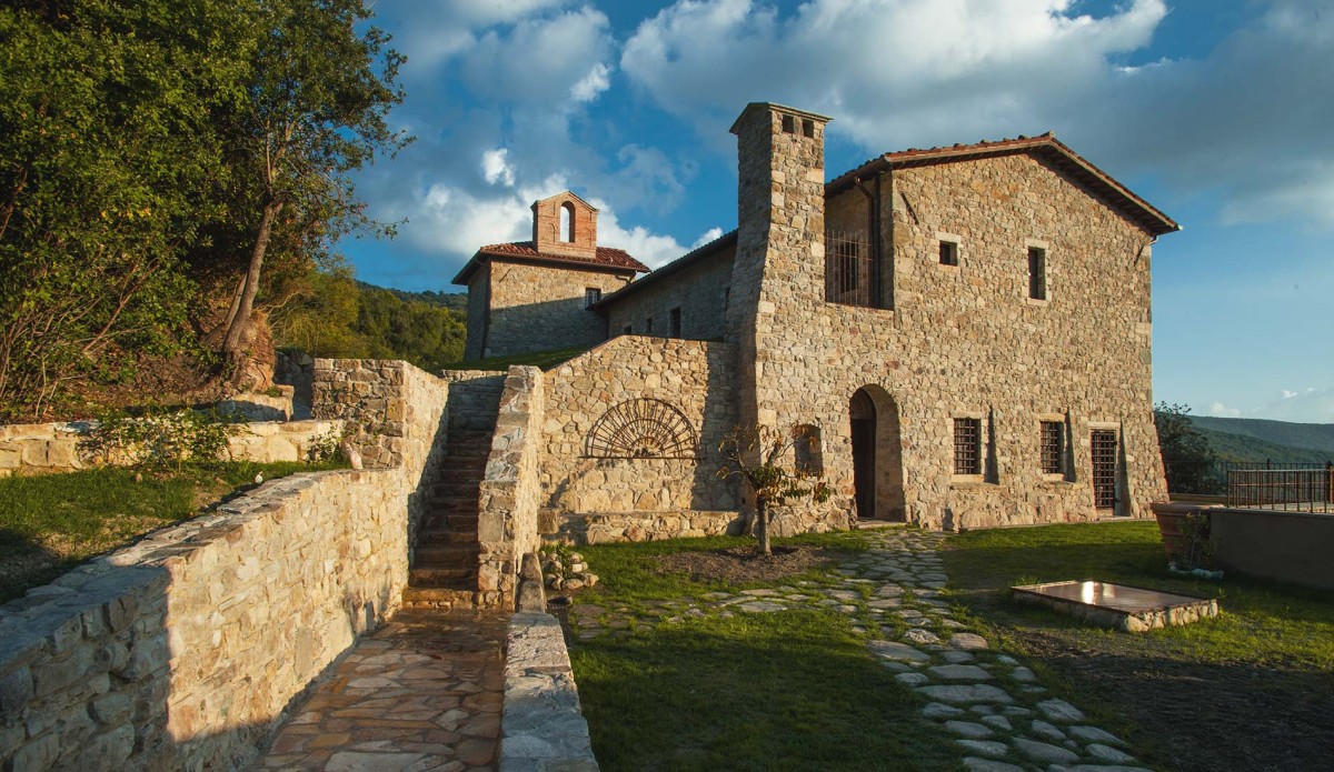 Se il ritiro spirituale è di lusso: l’ex monastero che sorge su un sito Unesco in Umbria