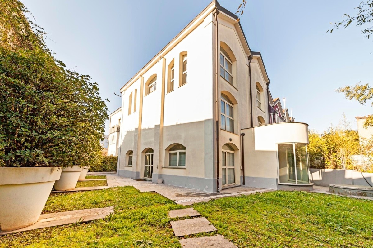 Современная роскошная вилла