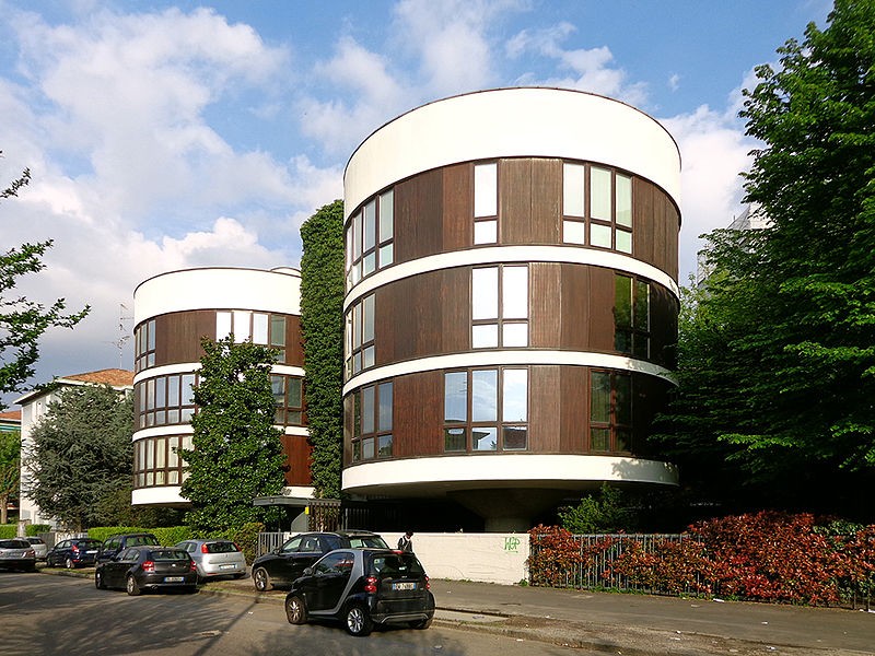 Sette case strane a Milano: ecco dove trovarle