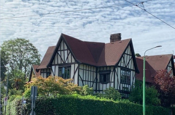 Sette case strane a Milano: ecco dove trovarle