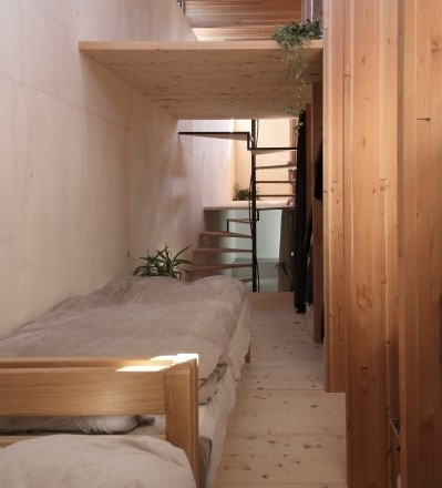 La casa ha forma di T