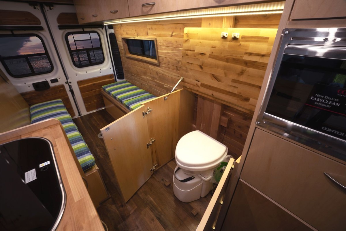 Bagno, cucina e salone, tutto nello stesso posto