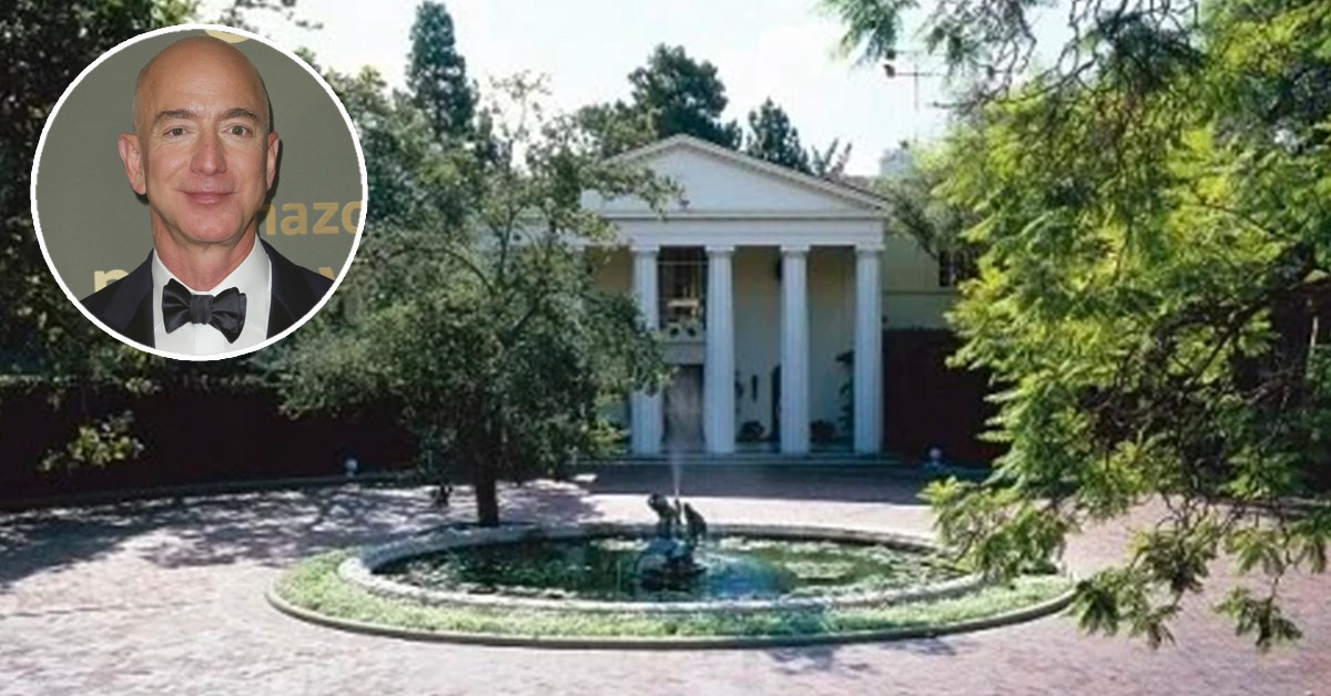 A Los Angeles il proprietario di Amazon paga 152 milioni per la villa Warner
