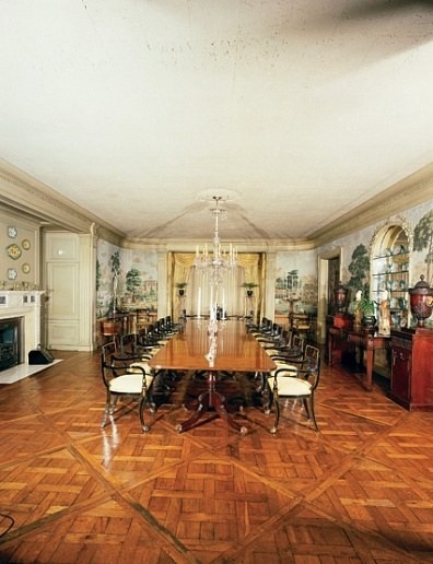 Il salone della villa
