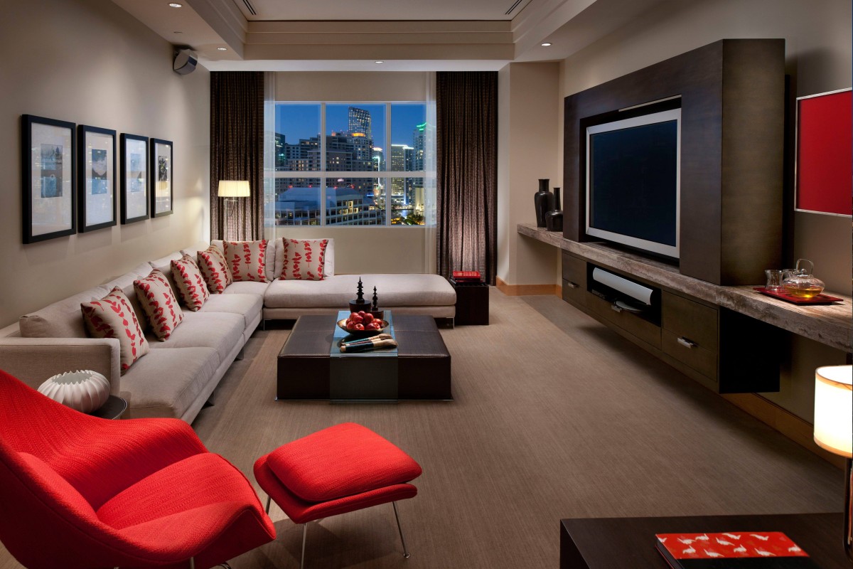 miami-suite-oriental-suite-media-room