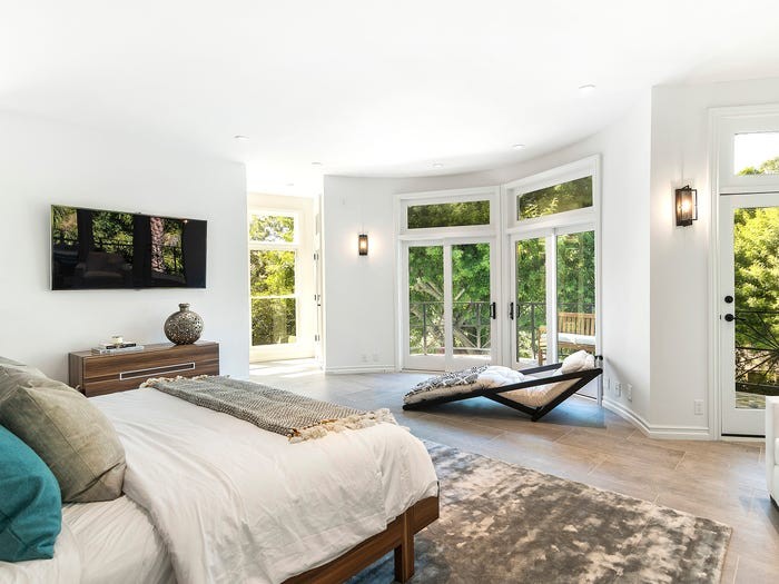 5db32766dee0194def669654