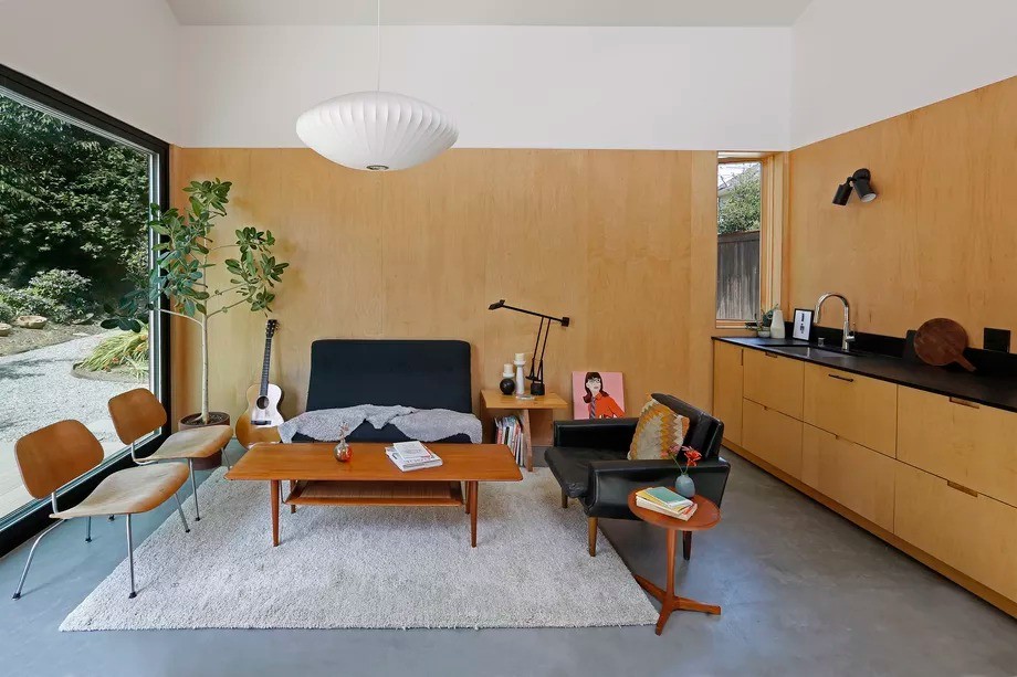 Il piano terra si divide in vari spazi