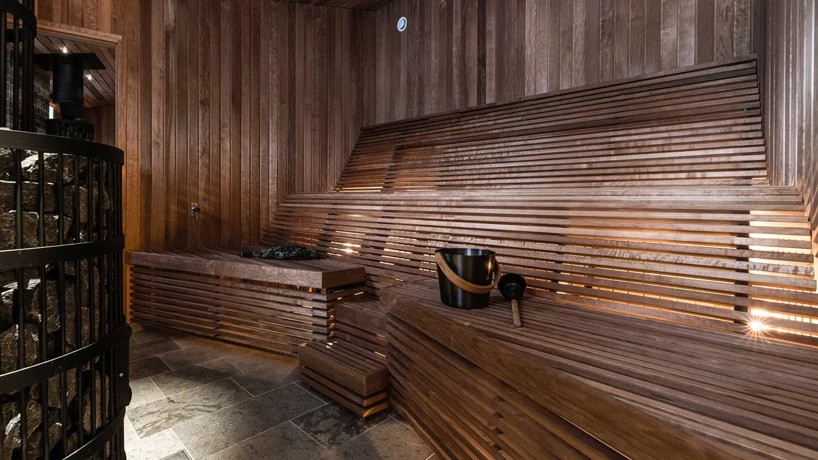 arctic-bath-hotel-designboom-11
