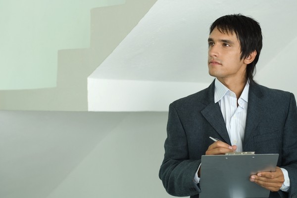 Riapertura delle agenzie immobiliari il 4 maggio: quali sono le norme di sicurezza da seguire?