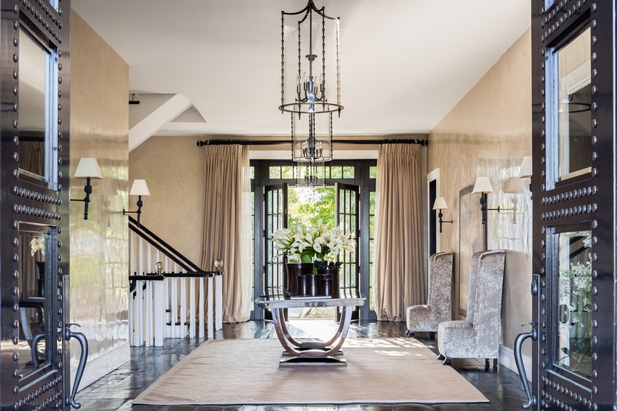 La casa ha una superficie di 2.200 m2