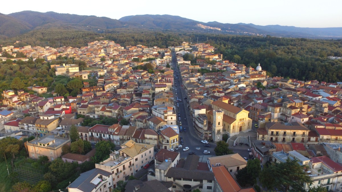 Case a 1 euro a Cinquefrondi, l'iniziativa del comune calabrese