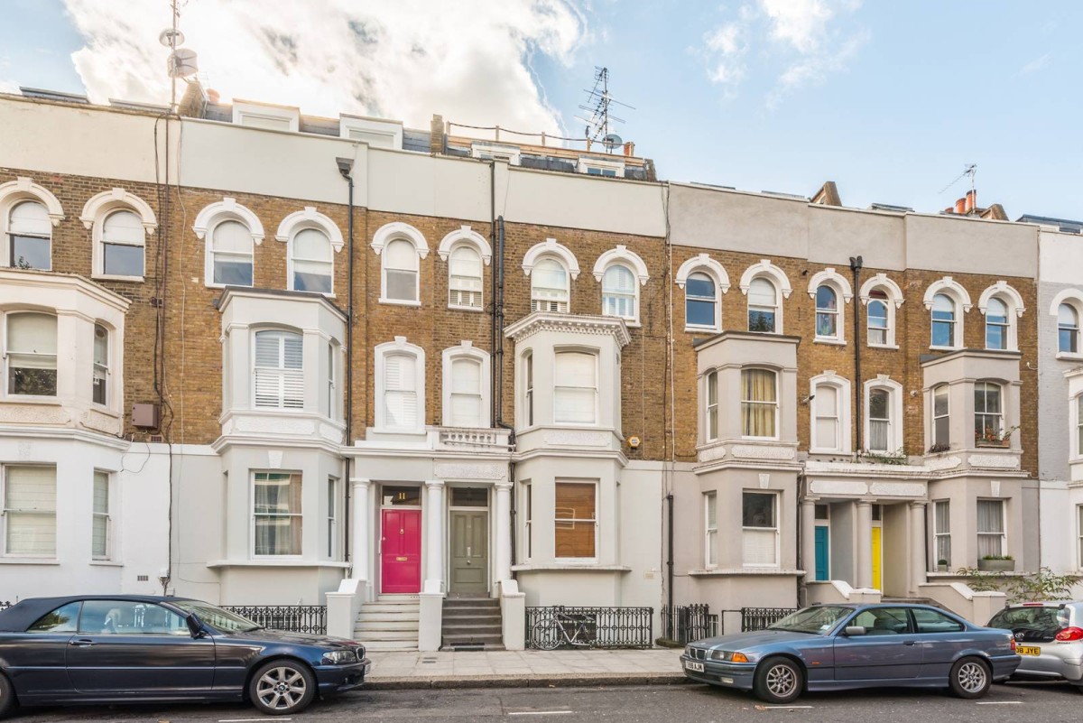 Un appartamento a Notting Hill, location da film a prezzo d'occasione