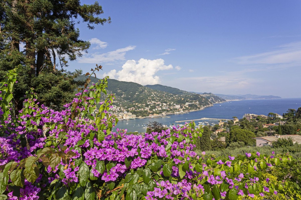 This stunning villa in the region of Genoa is for sale