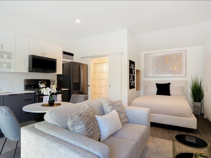 5ec6d7d0988ee36cb71c2a77