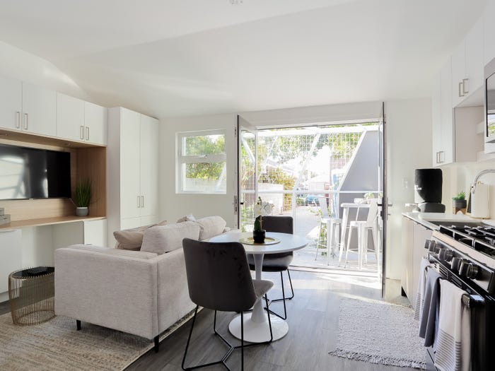 5ec6eafa2618b9792f7b919d