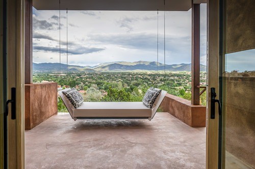contemporary-balcony