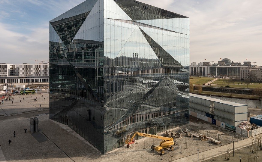 Cube Berlin, l'ufficio smart di 3xn acquisito da Nuveen Real Estate