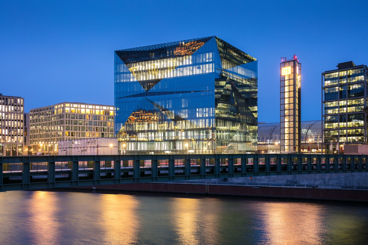 Cube Berlin, l'ufficio smart di 3xn acquisito da Nuveen Real Estate
