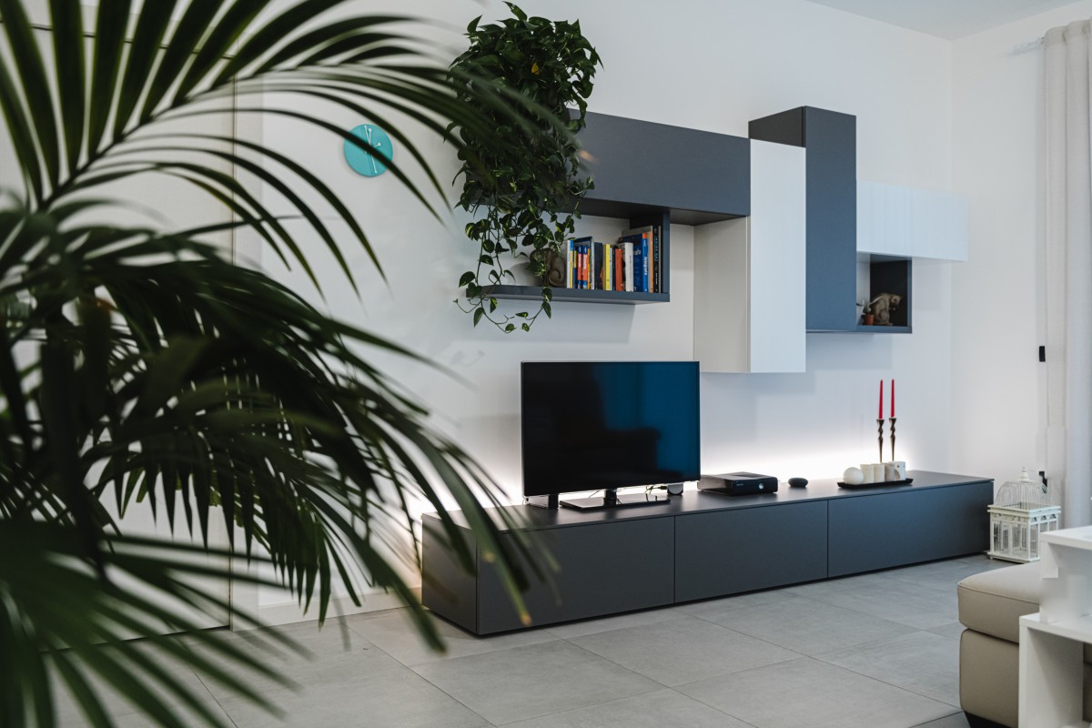 Arredare con la luce, un appartamento nel pavese splende con l'illuminotecnica