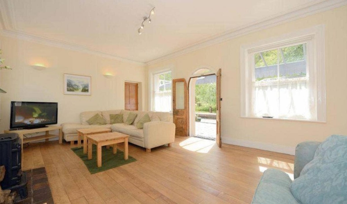 1704stationhouseliving