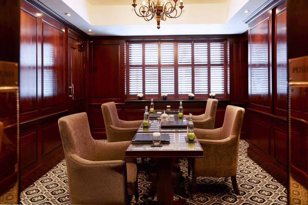 hotel_41_conference_room