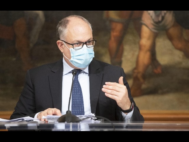 Mes: Gualtieri, sono favorevole, ma beneficio non 37 miliardi
