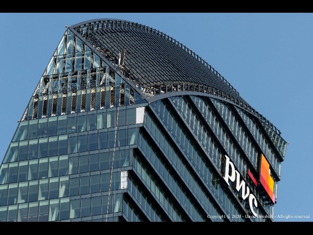 Immobiliare: CityLife, completata la Torre Pwc di Libeskind