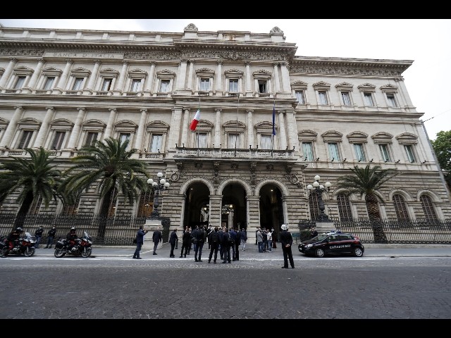 Debito pubblico sale ancora, nuovo record a 2.578,9 mld