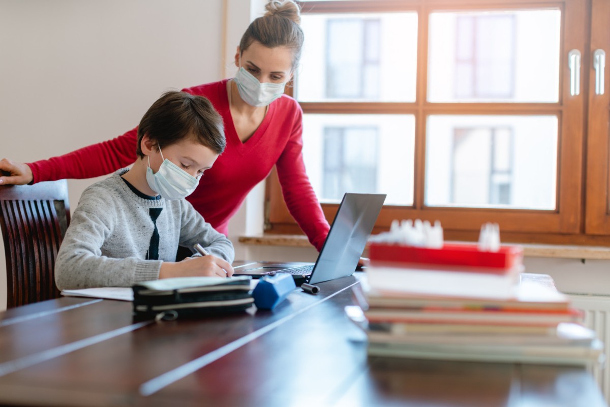 Infratel pubblica il manuale operativo sul bonus pc e tablet