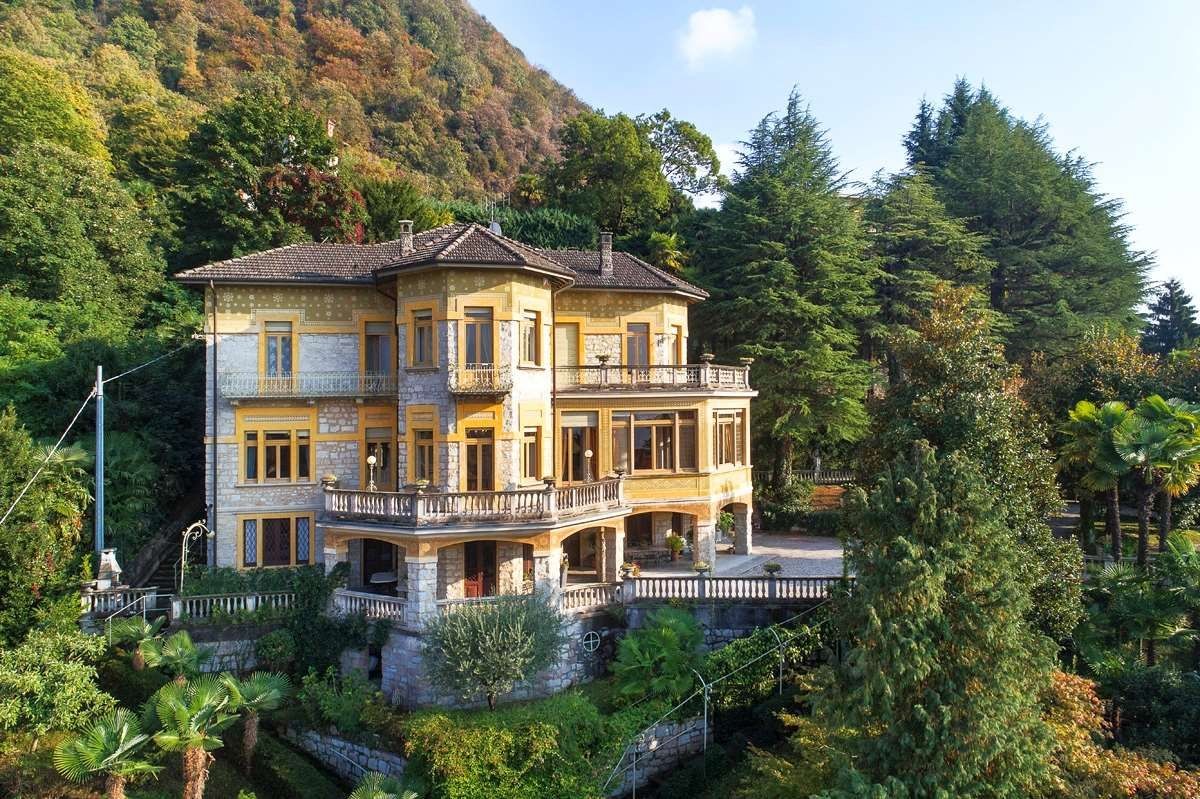 Diese atemberaubende Immobilie am Lago Maggiore steht zum Verkauf Diese atemberaubende Immobilie am Lago Maggiore steht zum Verkauf