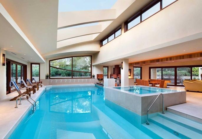 Piscine interne che fanno invidia ai vicini di casa