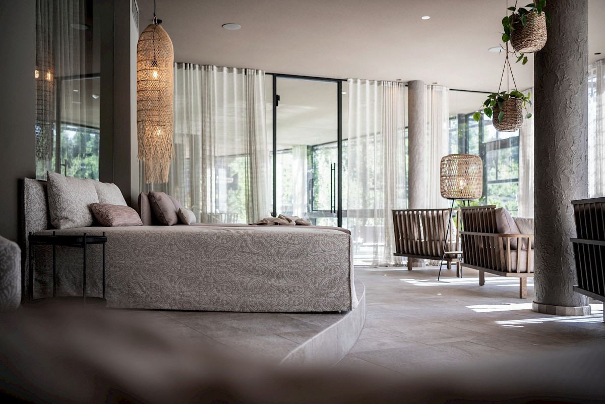 c_alexfilz-3473.1600x1068