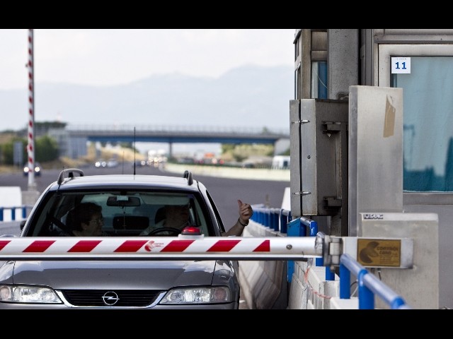 Arriva il milleproroghe, pedaggi congelati fino a luglio