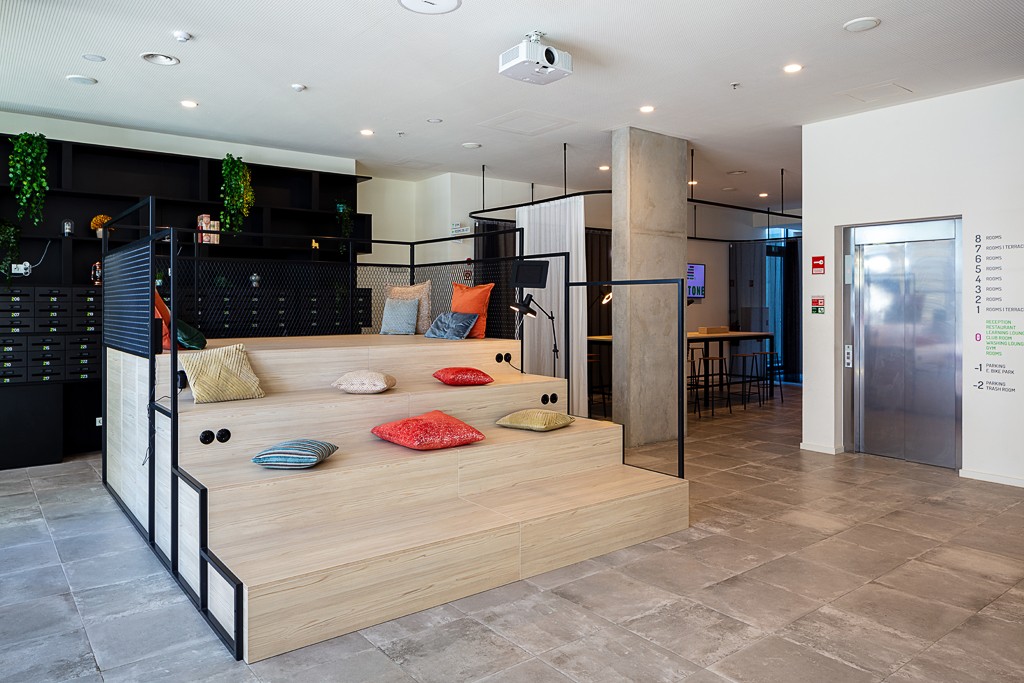 milestone_porto_asprela_lobby_cww.markus-kaiser.at_