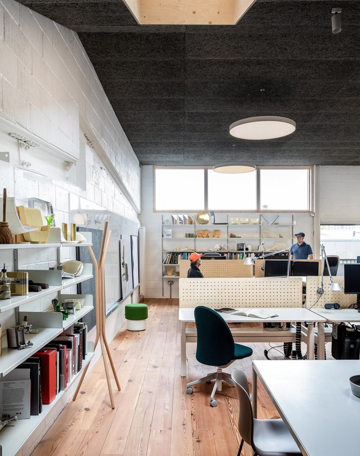 L'edificio è suddiviso in due parti